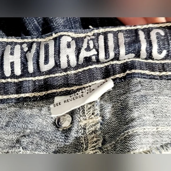 Hydraulic Womens Capri Jeans 9/10 Dark Wash Stretch Bootcut Cropped Distressed - Picture 11 of 14